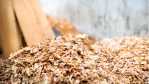 Jangan Dibuang! Olah Serbuk Kayu Menjadi Barang Bernilai