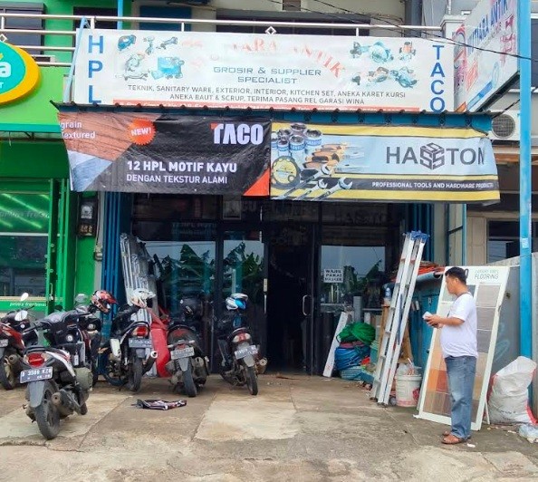 toko Mitra Crona Toko Mutiara Antik