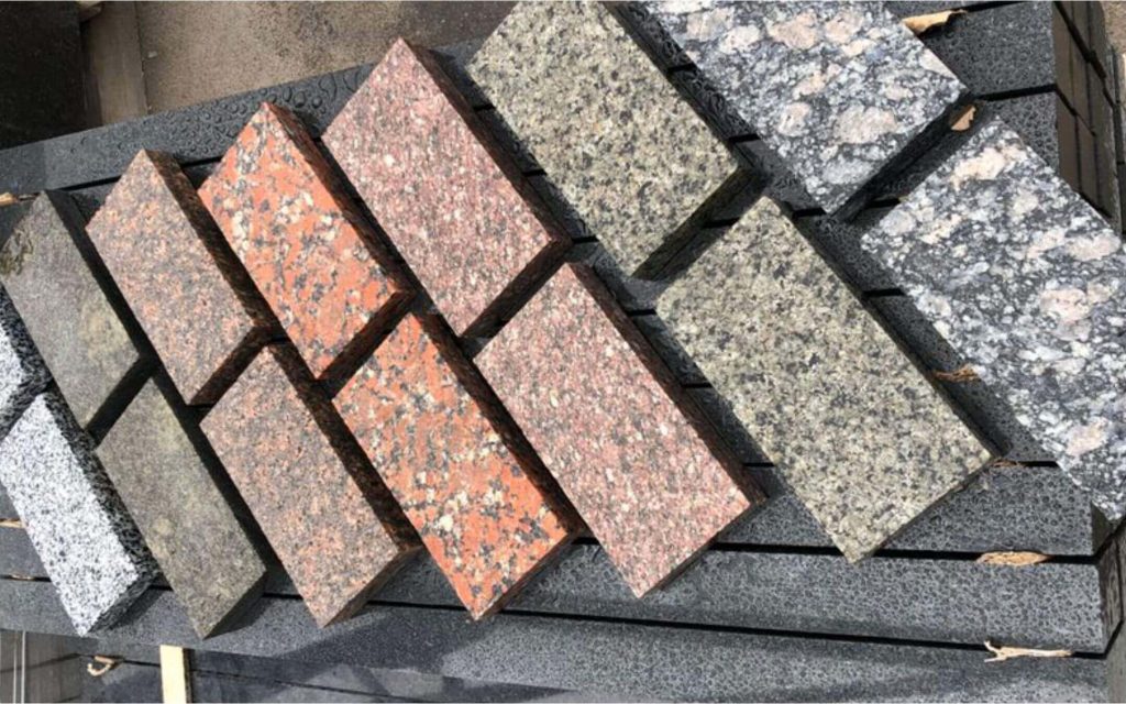 Perbedaan Granit dengan Keramik Dan Peran Penting Semen Mortar