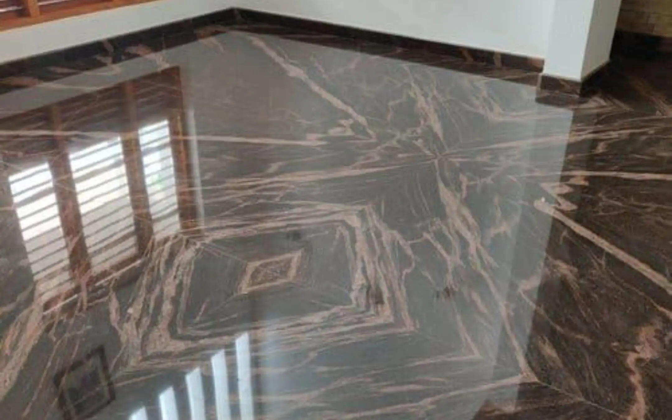 pilihan lantai selain keramik, lem karpet lantai, lem vinyl lantai, lem crona, lem cronoa carpet, karpet koin, lantai grsnit