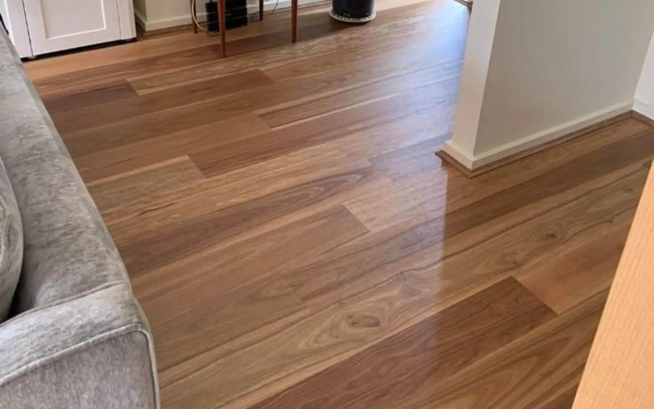 pilihan lantai selain keramik, lem karpet lantai, lem vinyl lantai, lem crona, lem cronoa carpet, karpet koin, lantai andesit