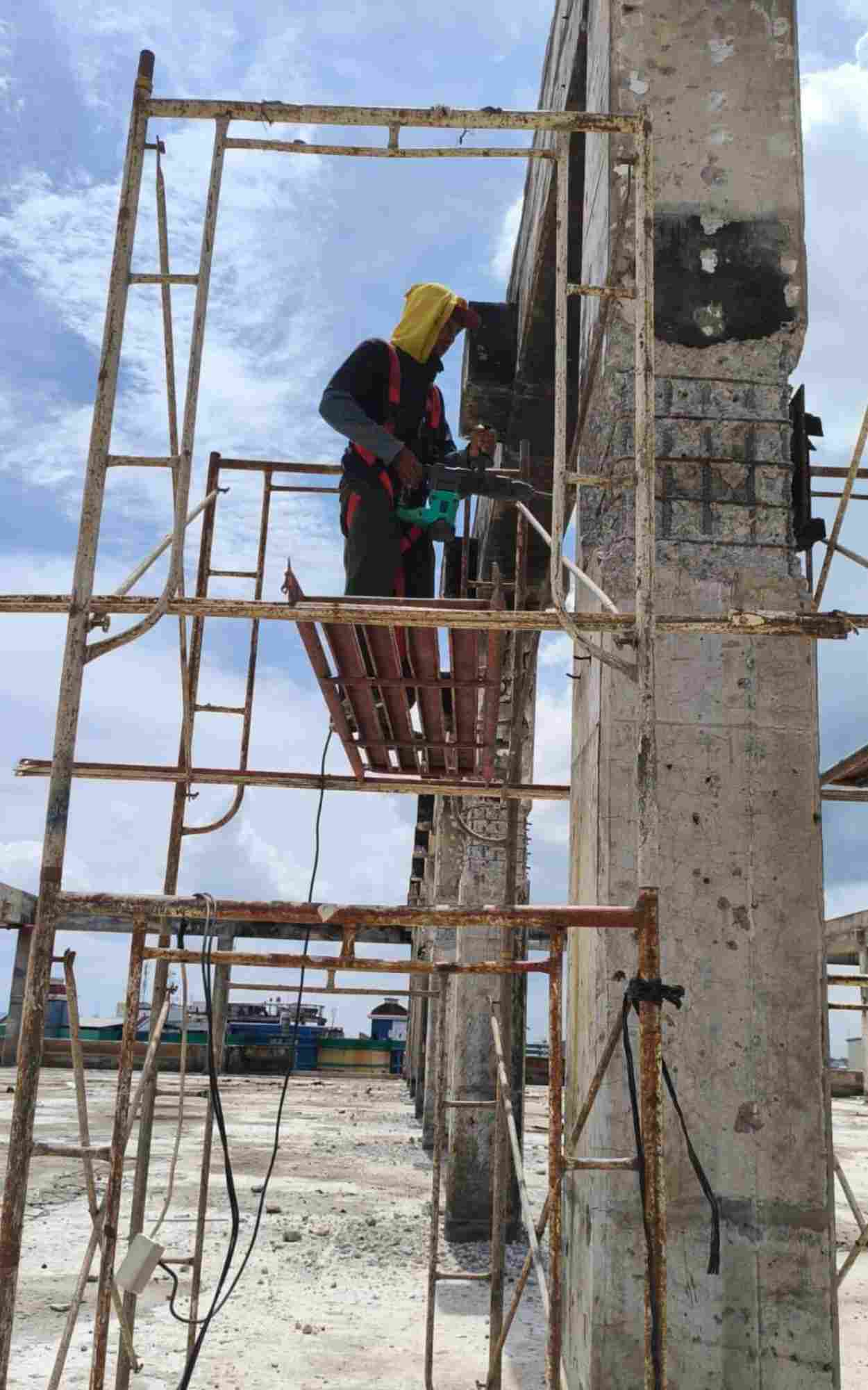 Non-shrink grout, grouting, perbaikan kolom beton, grout, Crona CM FC 50, semen grouting, grouting anti susut, semen kelas A Non-shrink grout, grouting, perbaikan kolom beton, grout, Crona CM FC 50, semen grouting, grouting anti susut, semen kelas A