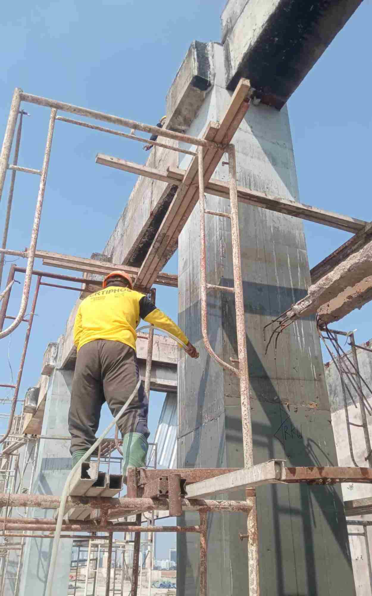 Non-shrink grout, grouting, perbaikan kolom beton, grout, Crona CM FC 50, semen grouting, grouting anti susut, semen kelas A Non-shrink grout, grouting, perbaikan kolom beton, grout, Crona CM FC 50, semen grouting, grouting anti susut, semen kelas A
