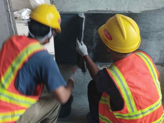 Aplikasi Crona Carbon Fiber (FRP) Sebagai Perkuatan Struktur Beton