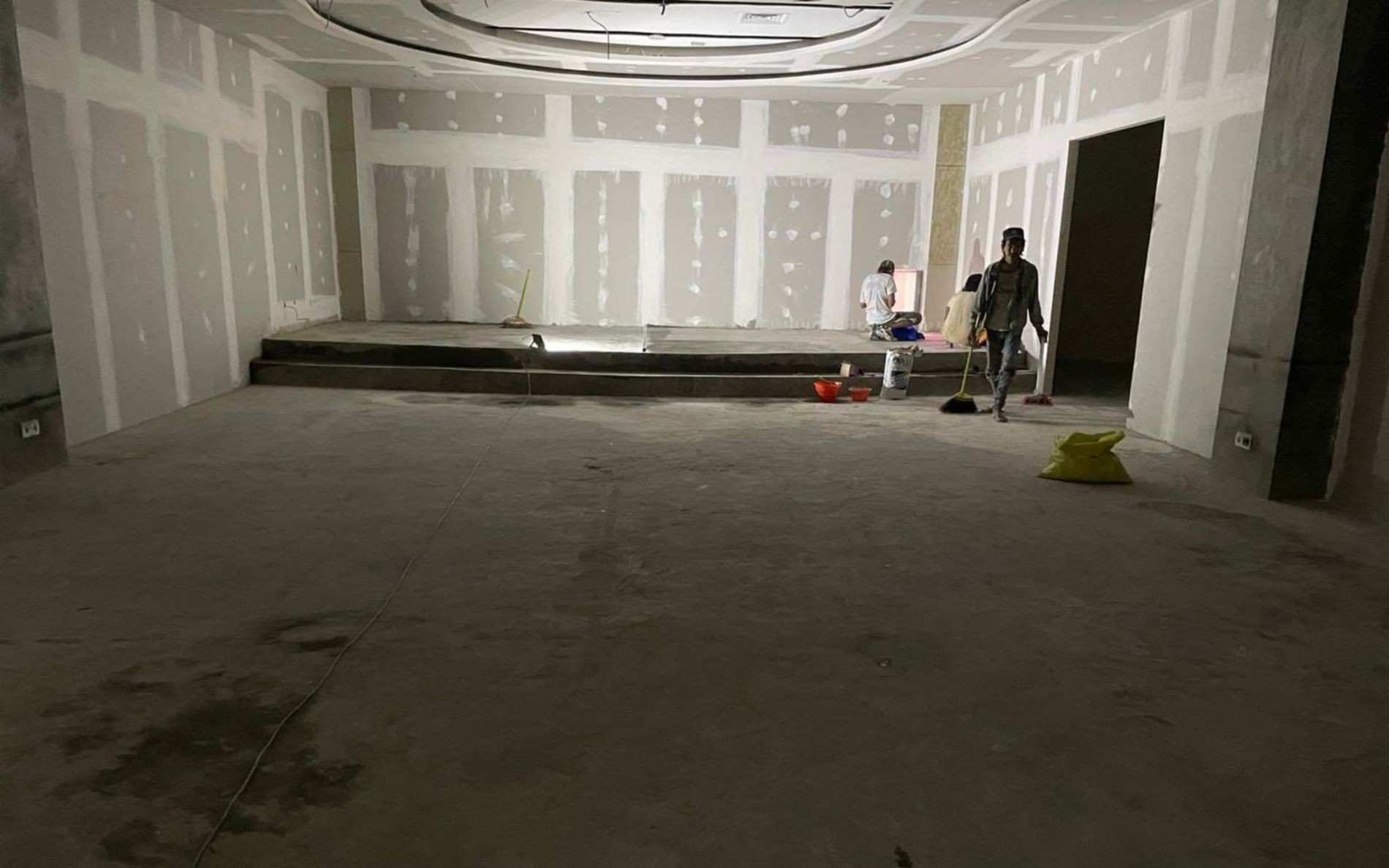 project references, pemasangan vinyl lantai di Gereja, lem karpet lantai, lem vinyl lantai, lem waterbased, lem putih, lem tidak bau menyengat