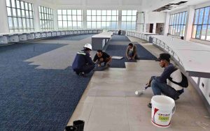 Pemasangan Karpet di Gedung Area Karawang, Lem Crona Carpet